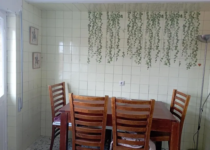 Apartment Completo, 2 Dormitorios, Centrico, Soleado Y Cerca De La Playa