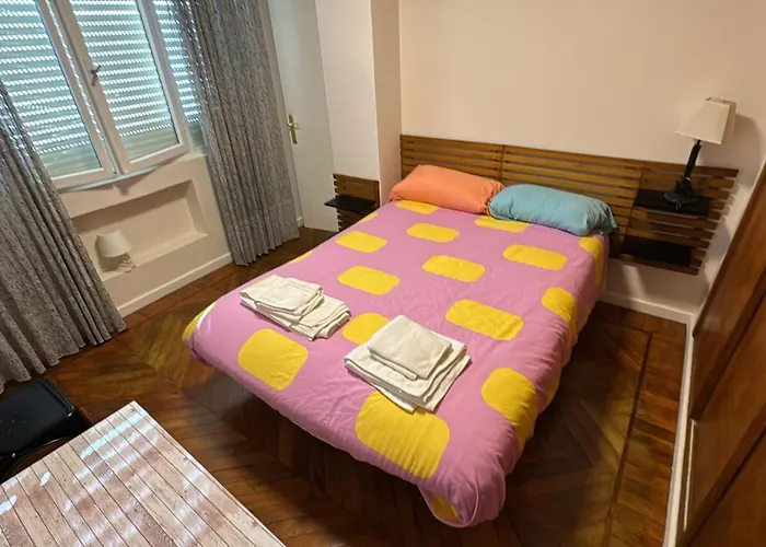 Apartment Completo, 2 Dormitorios, Centrico, Soleado Y Cerca De La Playa Santona