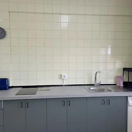 Completo, 2 Dormitorios, Centrico, Soleado Y Cerca De La Playa